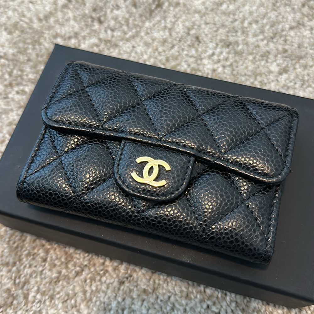 BRAND NEW Chanel Caviar Quilted Flap Card Wallet